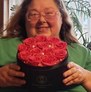 Meet your Posher, Christine